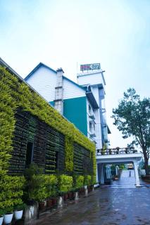 Hotel C7 Munnar - 9