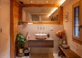 Cozy chalet in Kandersteg - 2