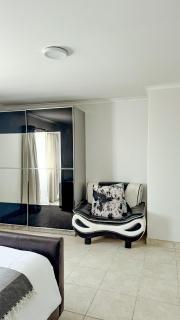 Bay Nomad Self-Catering Guesthouse - 9