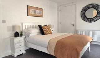 Simply Stay - Monaghan - 1