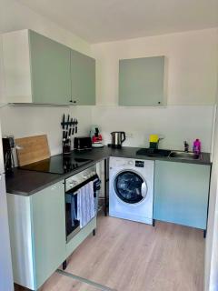 Larooms - WhiteRock#3 - StudioApartment - Merseburg - 6