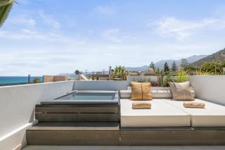 Hospi Living Stalida Beachfront Suites with Heated Jacuzzi - 6