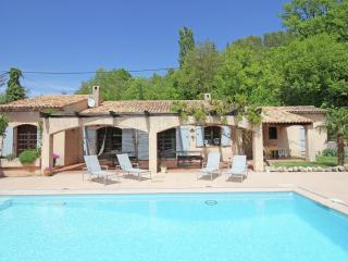Villa in Salernes with Private Pool & Garden - 4