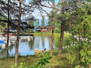 Seaside Charm on Okno Island-By Traum - - 5