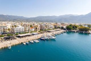 Aigli Seafront Loft-Bespoke Design Gem - Kalamata - 6