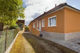 Harmony - House with Private Garden - 3