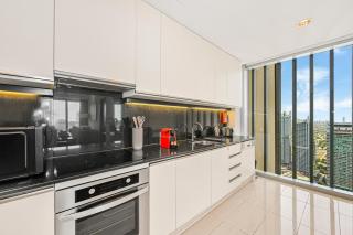 One Bed Marina View on 34th floor - 5