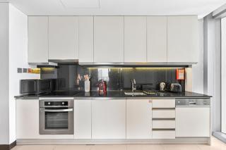 One Bed Marina View on 34th floor - 7