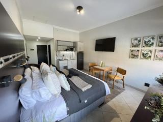Promenade Place Nelspruit - 6