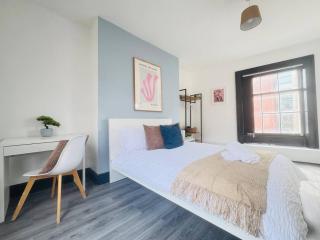 Pembroke Place Private Room 6 - 5