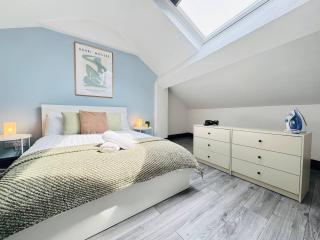 Pembroke Place Private Room 8 - 5