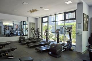 Beach Pool Spa & More - apartments langa plaja - 3