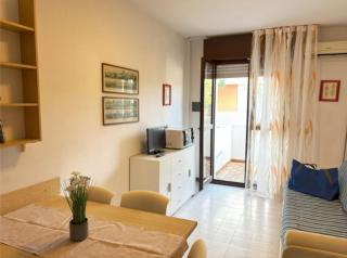 Functional apartment with balcony-Beahost - 1
