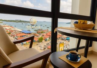 Panoramic Seaview KK City The Shore at Mixma Suites - 8