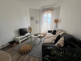 Studio lumineux au bord du Canal de l'ourcq - 2