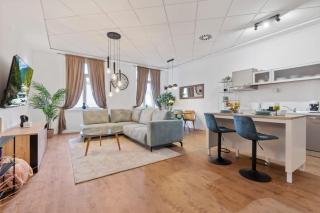 Luxe Living at Old Town Center - 5