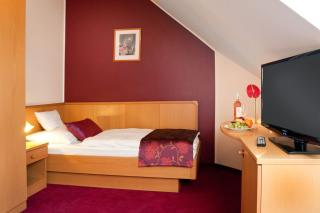 Hotel Kálvária - Győr - 7