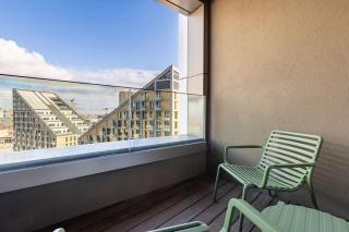 Stylish Haven SkyPark Apartment - Bratislava - 6