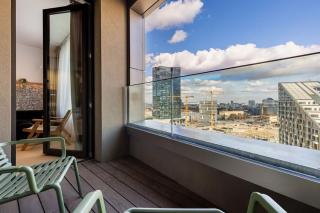 Stylish Haven SkyPark Apartment - 6