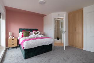 Spacious 5Bedroom Stay - Great for Groups - 8