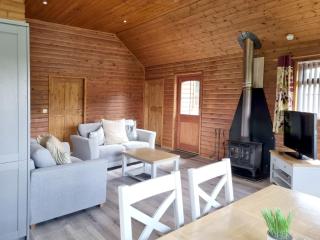 Oak 10 Hot Tub - Garton - 3