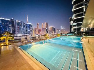 Premium Large Studio in Hamilton residency business bay Marasi Drive Dubai - 9