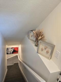 Cozy1-Bed Basement Suite in Southwest Edmonton - Edmonton - 5