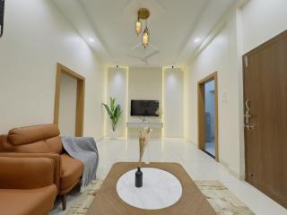 The Element Stays -2BHK Luxe Stay Near Mahakal - 7
