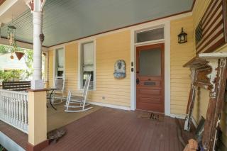 Spacious, Soulful Southern Stay - Hattiesburg - 1