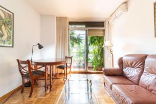 Two-bedroom apartment, central location, with terrace, WiFi, and metro nearby - 1