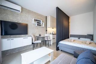 Cozy Nook Studio at Kosmalt with Balcony - Košice - 9