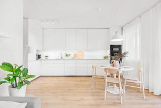 Bright Design City Loft with Balcony - Koliba - 5