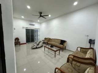 Homestay Taman Laksamana, Muar - Muar - 0