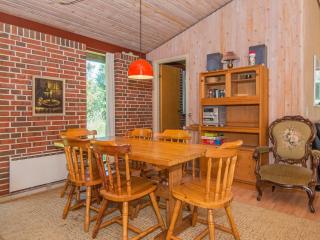 6 person holiday home in Ørsted-By Traum - 5