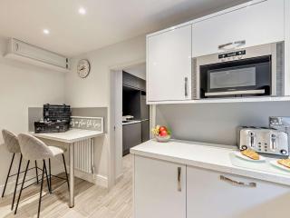 5 Bed in Aberdovey 93603 - 3