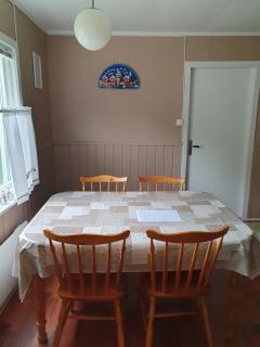 Feriehus med utsikt mot fjellet Hoven - 6