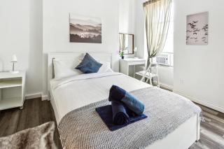 3 Bedroom Family Apartment in Hells Kitchen - New York - 0