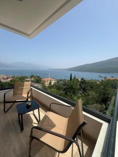 Apartment mit Pool Area und Meerblick in der Bucht von Kotor - Đenovići - 6