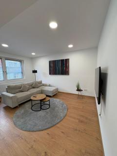 Ruehome - 4