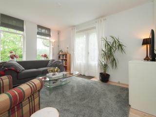 Peaceful Dune Retreat with Garden - 9