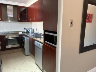 Seaview Apartments -Near MSC Cruise Terminal and UShaka Marine - Durban - 4