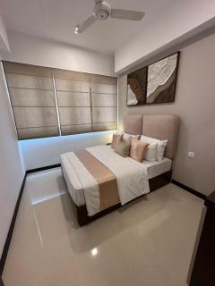 Stylish 2-Bedroom Trizen Retreat in Prime Location - 8
