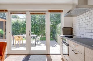 Beautiful villa on Park Boslust with cinema - 2