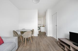 CityStay Évreux Cosy 40 m2 Parking privé & Wi-Fi Centre & Gare - 6