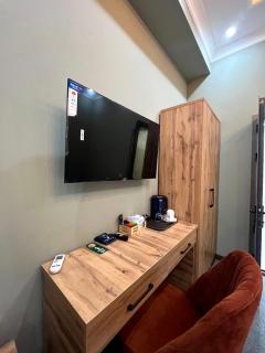 Amin Family Guest House - 7
