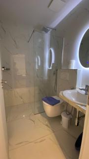 Hotel Adriatik Ksamil - Ksamil - 5