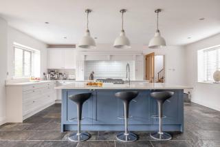 Luxurious Family Retreat in Ascot - Sunningdale - 0