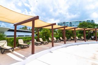 Beachfront Condo AC Pool WiFi Laundry - Cancún - 6