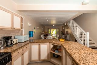 Bayview Town House 10- Central Stay with Ocean Views - 2