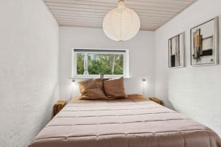 Dejligt Sommerhus I Helberskov - 1
